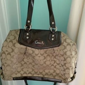 Coach Signature Ashley Sateen